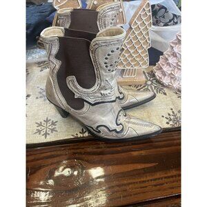 Charlie 1 Horse Heavy Stitched Leather Studded Cowboy Boots, Size 7B